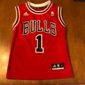 Bulls Rose jersey youth small